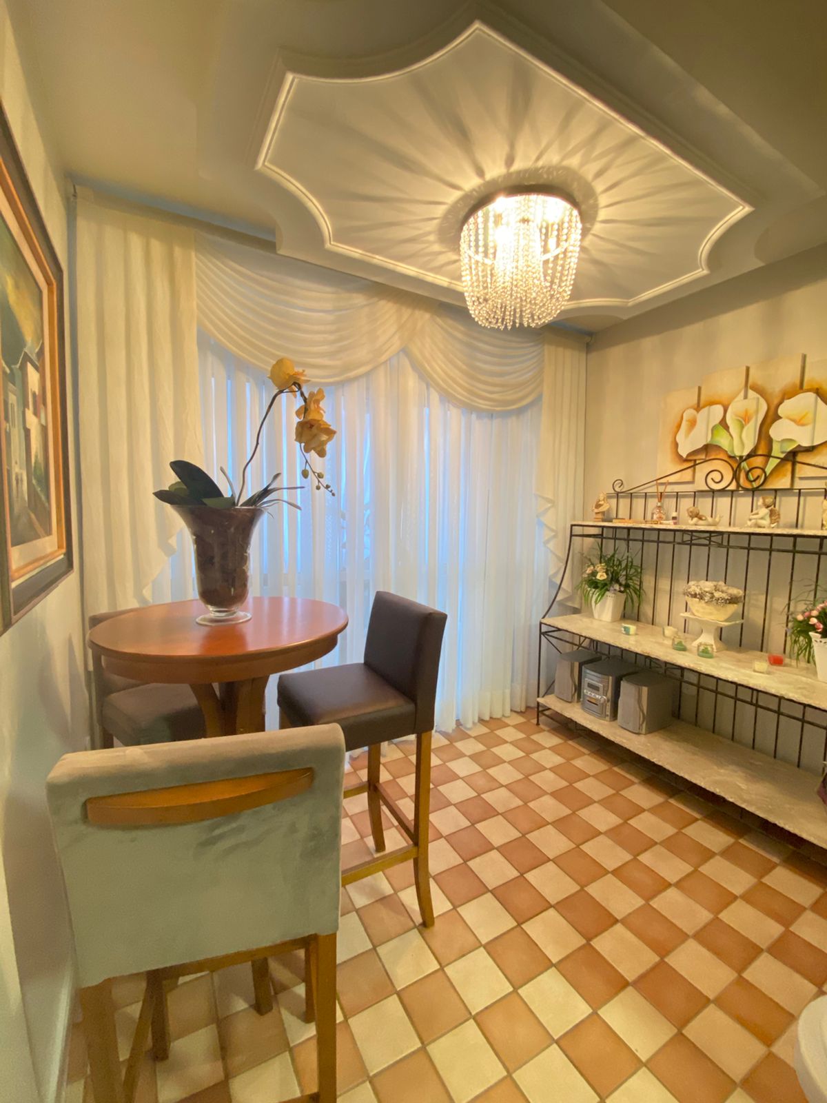 Sala de estar e jantar ampla - Central Stay 24